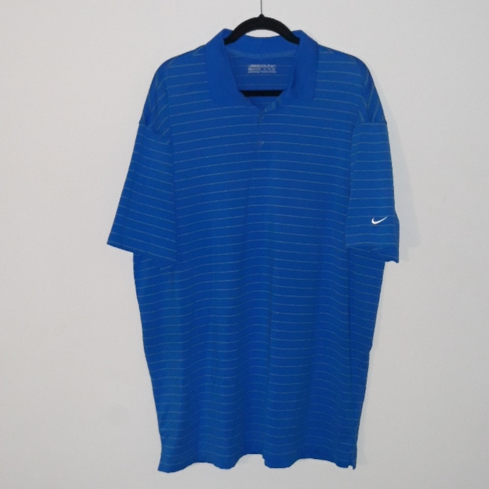 NIKE GOLF TSHIRT